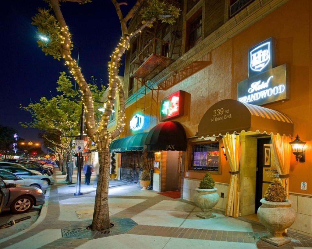 גלנדייל Brand Plaza Hotel מראה חיצוני תמונה