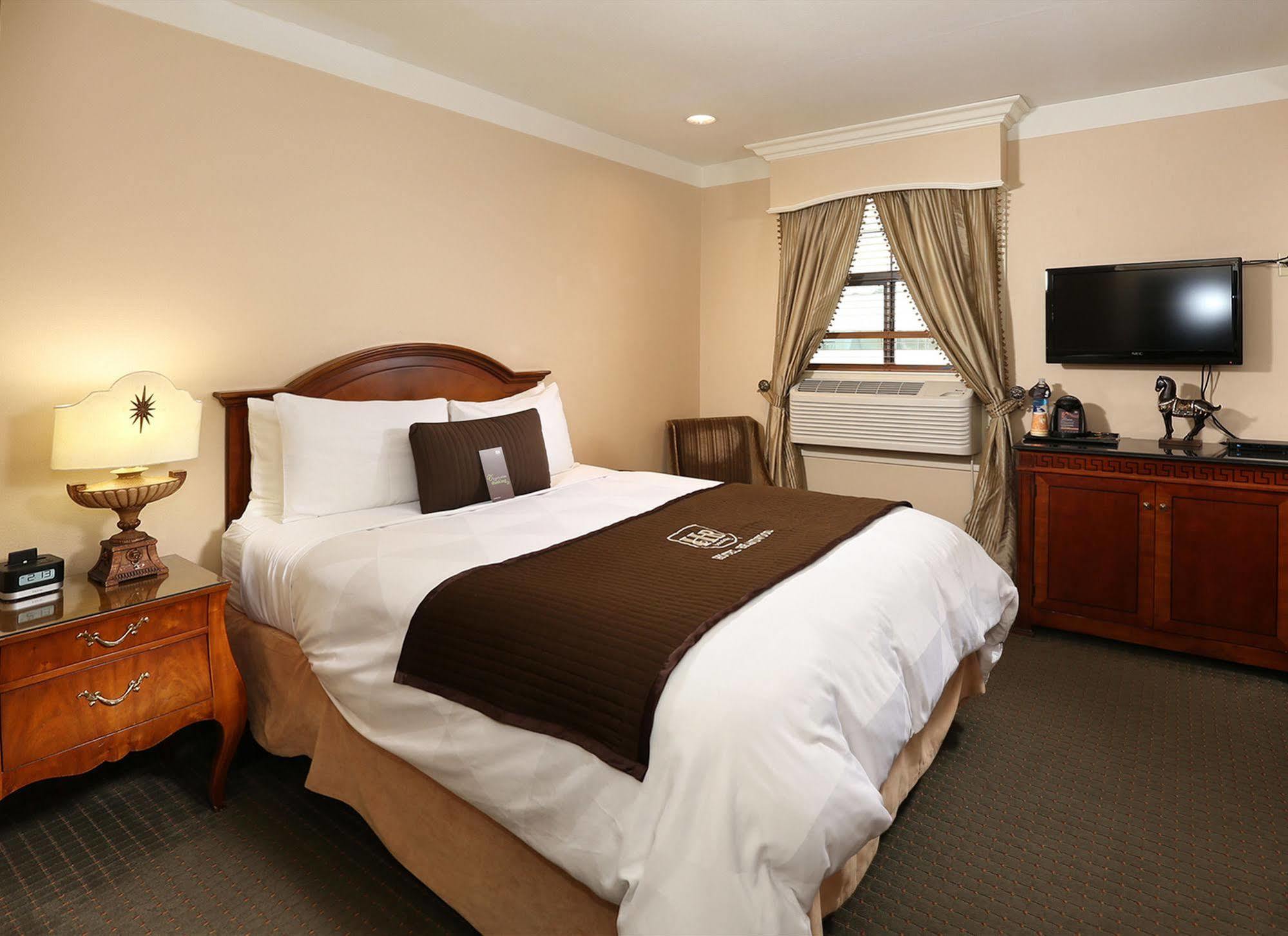 גלנדייל Brand Plaza Hotel מראה חיצוני תמונה