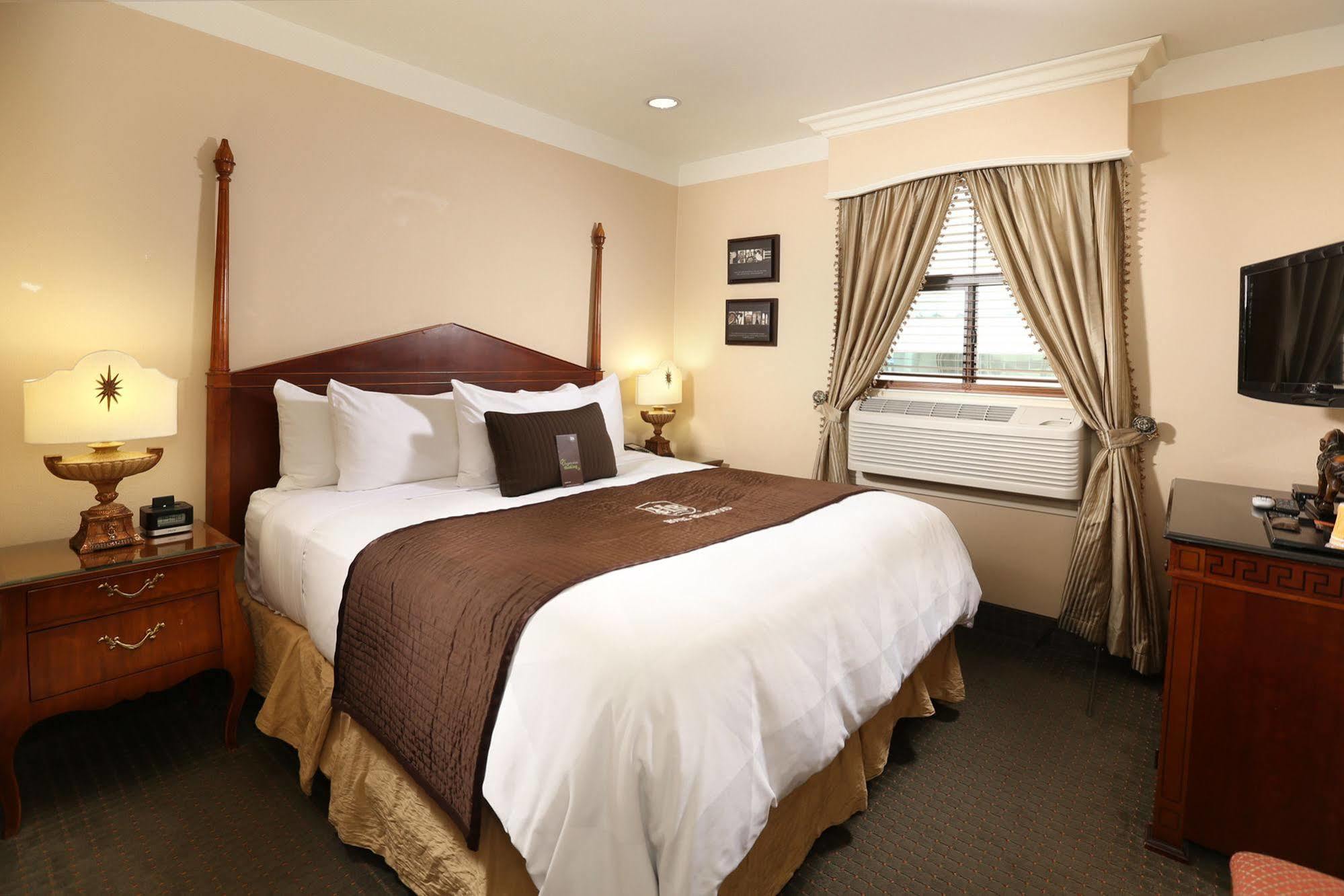 גלנדייל Brand Plaza Hotel מראה חיצוני תמונה